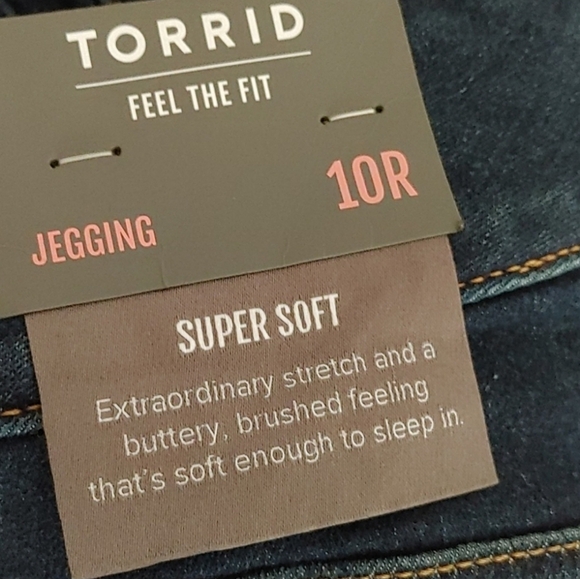 NEW With Tags Torrid High Waist Jegging Blue Jeans, Soft & Stretchy, Size 10R - Picture 9 of 11